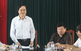 Bộ trưởng Phùng Xuân Nhạ nói về việc xử lý vụ nữ sinh bị lột đồ: "Đau nhưng phải cắt"
