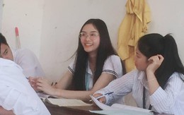 Info cô giáo thực tập người Lào được học trò rần rần share nhau