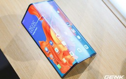Huawei Mate X đầu tiên về Việt Nam: Soi gương cực nhanh, có chỗ giấu tiền và giá thì có 60 triệu