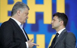 Đội ngũ của tân TT Ukraine ủng hộ tòa "chặn đường" TT sắp mãn nhiệm: Ông Poroshenko chạy đâu cho thoát?