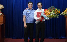 Nguyên Phó Viện trưởng Viện KSND Đà Nẵng sàm sỡ bé gái trong thang máy nói gì trong buổi lễ chia tay về hưu?
