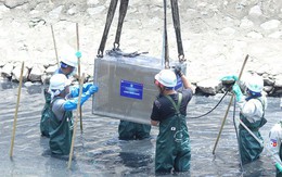 [Ảnh] Tận mắt công nghệ Nhật đặt dưới đáy, làm 'bay' mùi hôi sông Tô Lịch chỉ sau 3 ngày