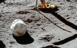 Ngoài dấu chân của phi hành gia Neil Armstrong, Mặt Trăng còn có gần 200 tấn rác và 96 túi chất thải con người