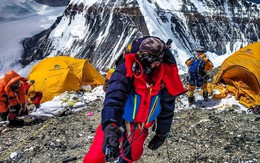 2 nữ du khách thiệt mạng trong lúc chinh phục đỉnh Everest: Biết nguyên nhân xong bạn sẽ rút ra bài học cho mình trong quá trình trekking