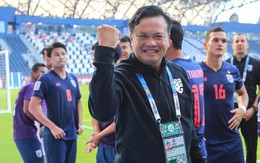 Cay cú ăn thua, HLV tuyển Thái đưa ra nhận xét đáng ngại về 23 cầu thủ Việt Nam