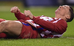 Torres và những cầu thủ suýt chết vì 'tự nuốt lưỡi' trên sân
