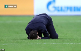 HLV Tottenham quỳ xuống sân rồi òa khóc sau màn ngược dòng “kinh điển”