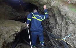 Sắp tiếp cận được khu vực nạn nhân mắc kẹt trong hang sâu ở Si Ma Cai