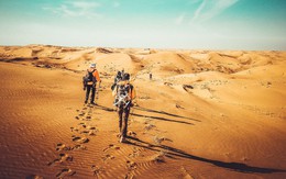 Cùng lạc trong sa mạc, 2 người lữ hành "kẻ sống - người chết" và lý do ai cũng nên biết