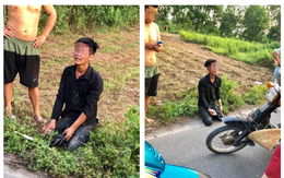 Trộm xe máy bị người dân bắt được, nam thanh niên quỳ gối, khóc lóc xin tha