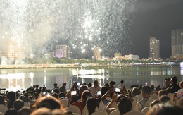 Khán giả thỏa sức trải nghiệm 4G Viettel tại lễ hội pháo hoa Đà Nẵng