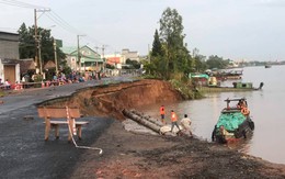 Tuyến quốc lộ 91 huyết mạch ở miền Tây bị sạt lở xuống sông Hậu