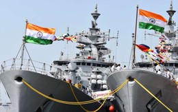 Kashmir nóng rực: Ấn Độ đưa tàu chiến vào trạng thái "báo động cao", sợ Pakistan khủng bố