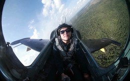 Đội biểu diễn Rus nổi tiếng Nga tổ chức ban bay chưa từng có cho 5 "phi công" KQ Việt Nam