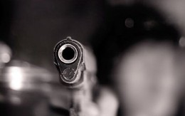 Đột nhập chung cư cao cấp dùng súng nhựa đe dọa, cướp 1 tỷ đồng