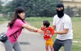 Sự thật về bé trai bị bắt cóc quấn nilon để bán sang Trung Quốc