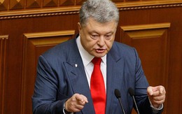 Tổng thống Poroshenko tuyên bố sẽ cấm cửa các quan sát viên người Nga