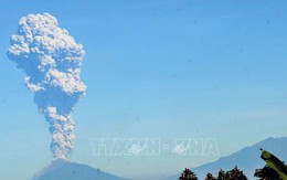 Philippines rung chuyển vì động đất, núi lửa Merapi ở Indonesia lại phun trào