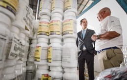 Phe đối lập Venezuela đã phát được hàng viện trợ