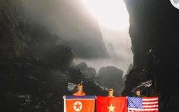 Rực rỡ quốc kỳ Việt Nam - Mỹ - Triều Tiên tại hang động lớn nhất thế giới