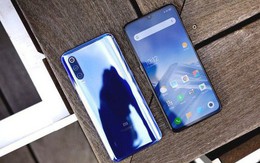 Thử thách độ bền Xiaomi Mi 9 với dao, lửa và dùng tay bẻ cong: Xứng đáng là một siêu phẩm cao cấp