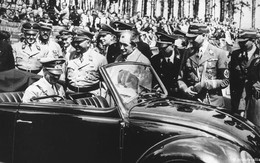 Hitler – 'cha đẻ' ý tưởng về mẫu xe Con bọ Volkswagen Beetle