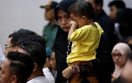 Máy bay Indonesia lao xuống biển: Người nhà nạn nhân đang bị Lion Air dùng mánh khóe đối phó?