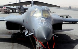 Vì sao phi đội máy bay ném bom B-1 của Mỹ bất ngờ ngừng bay?