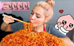 Bí kíp streamer Mukbang: Vì sao video luôn rõ từng cái nhai “chóp chép” dù không cần có mic ở gần?