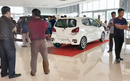 Giờ là thời điểm vàng mua ô tô của người Việt: Giá xe chạm đáy, khuyến mãi liên tiếp, tặng cả 'lạc'