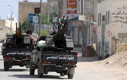 Quân đội chính phủ Libya tại Tripoli bắt giữ tù binh lực lượng LNA