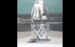 "Mối lương duyên" SpaceX ft. NASA gặp rắc rối: Xuất hiện video tàu vũ trụ nổ tung khi đang thử nghiệm