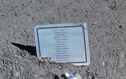 Cách đặc biệt để NASA tưởng niệm các phi hành gia đã khuất trên Mặt Trăng