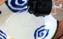 Người Nhật lại tạo ra "đột phá" với nước tương không màu, không cẩn thận là uống nhầm luôn