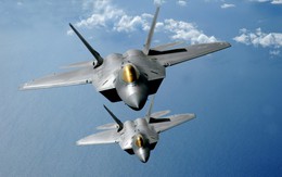 F-22 Mỹ khó giành chiến thắng trong cuộc không chiến với Su-35 Nga ở Syria