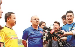 Đàm phán với HLV Park Hang Seo, vì sao chưa ngã ngũ