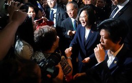 Lãnh đạo Đài Loan đến Mỹ, kêu gọi giúp đỡ chống lại “thế lực thù địch bên ngoài”