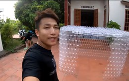 Quay clip xây nhà bằng 5.000 cốc nhựa rồi lái mô tô tông bẹp dúm để câu sub, nhóm bạn trẻ gây tranh cãi trên mạng xã hội