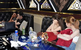 Nhiều “nam thanh nữ tú” bay lắc cùng ma túy trong phòng VIP karaoke