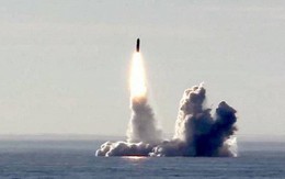 Chiêm ngưỡng sức mạnh tên lửa đạn đạo Bulava phóng từ tàu ngầm hạt nhân của Nga
