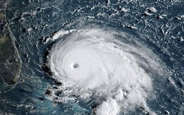Siêu bão cấp 5 Dorian đổ bộ Bahamas với tốc độ gió 'hủy diệt'