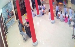 Camera ghi cảnh người đàn ông trộm hòm công đức ở Đà Nẵng