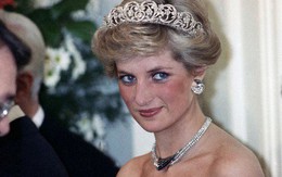 Công nương Diana: Cuộc đời đẫm nước mắt của đóa hồng nước Anh xinh đẹp, tài hoa nhưng bạc mệnh