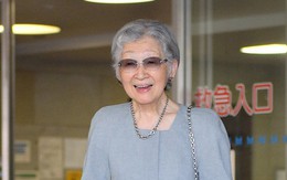 Vừa xuất viện sau khi phẫu thuật, cựu Hoàng hậu Michiko đã có hành động khiến nhiều người kinh ngạc và nể phục về sự chuẩn mực của Hoàng gia Nhật