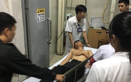 Sau fan nữ trúng pháo, một cảnh sát cơ động nhập viện vì xô xát ở khu vực khán đài CĐV Nam Định