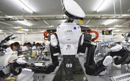 Nhà máy thông minh tại Hải Phòng, công nghệ của Viettel, FPT và hai câu hỏi của Giáo sư Úc về tương lai ngành AI của Việt Nam