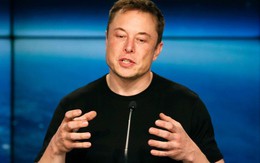 Tỷ phú Elon Musk thường xuyên đập bỏ smartphone và thay mới, vì lo sợ vấn đề bảo mật