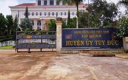 Chánh văn phòng Huyện ủy nói về việc đánh lái xe nhập viện