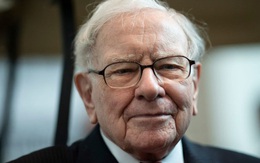 Warren Buffett chỉ ra sai lầm mà phần lớn chúng ta đều mắc phải khi dạy trẻ con về giá trị và đồng tiền