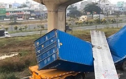 Vụ cầu bộ hành bị xe container kéo sập, tính hạ nền đường cho đủ chiều cao